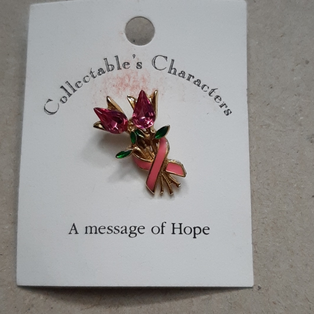 Nwt Collectable Characters Pin - image 1